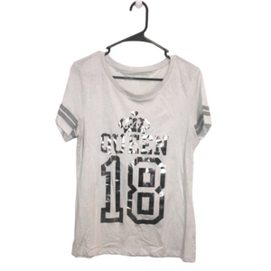 CHILDREN’S PLACE Gray “Queen 18” Reflective Graphic T-Shirt